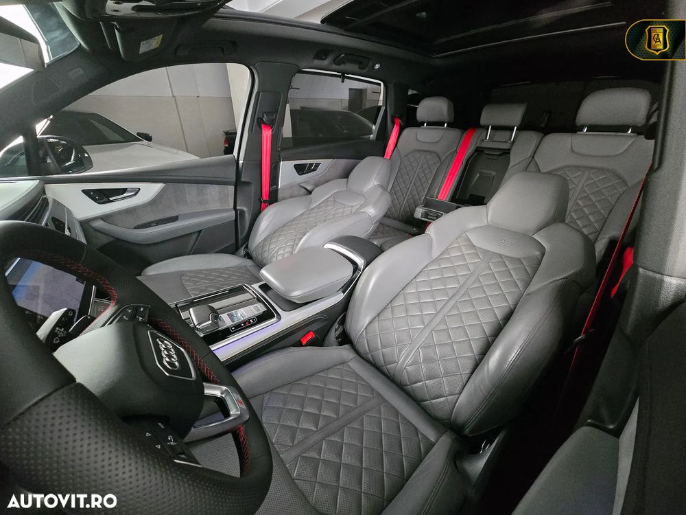 Audi Q7 55 TFSI e quattro tiptronic S line - 28