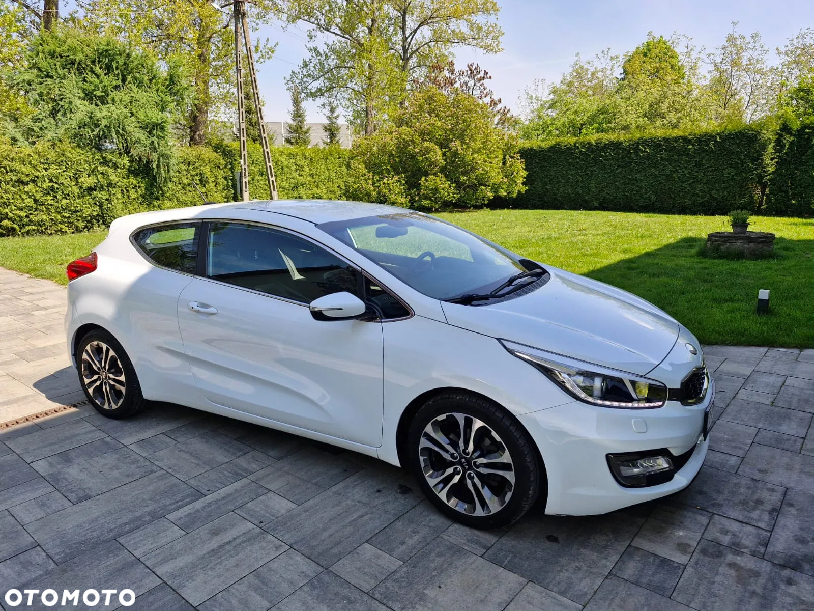 Kia Ceed 1.6 GDI Dream Team Edition - 21