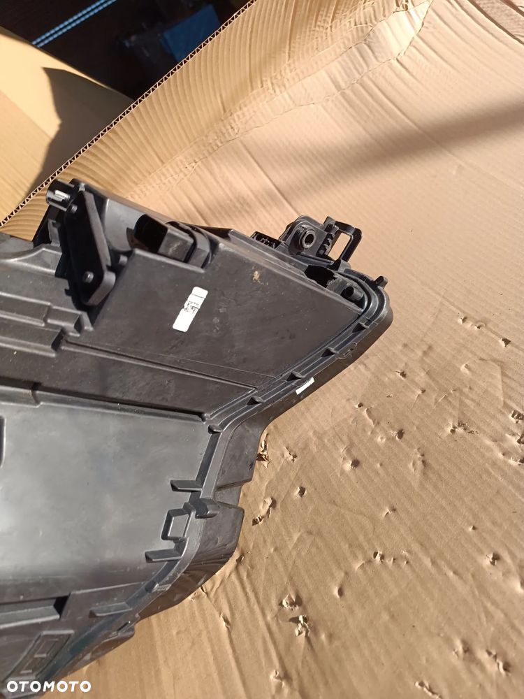 Skoda Karoq  lampa Full Led 57B941015F - 6