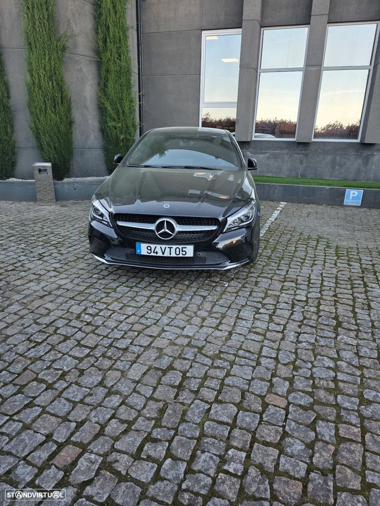 Mercedes-Benz CLA 200 d Shooting Brake Urban Aut. - 1