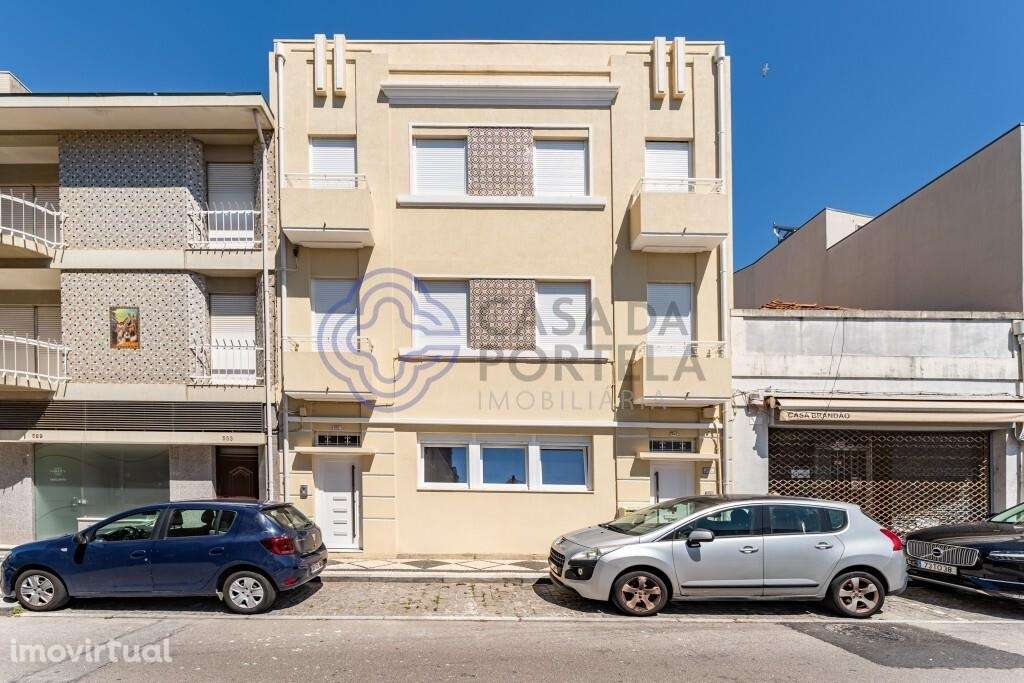 Ótimo T1 próximo às praias de Matosinhos - Grande imagem: 2/25