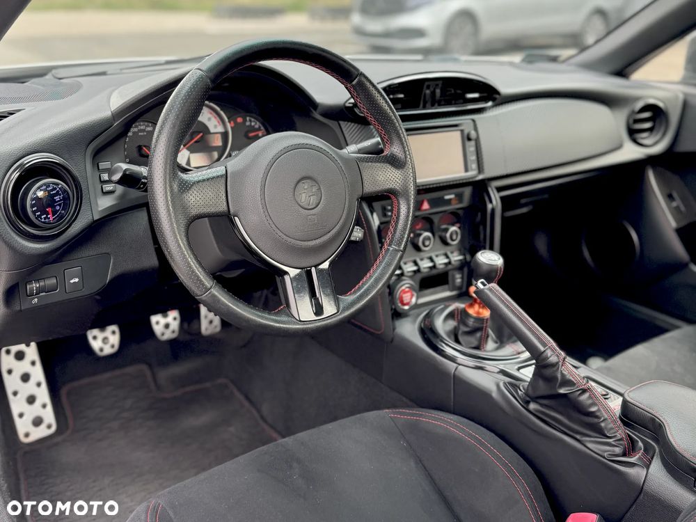 Toyota GT86 2.0 Prestige - 15