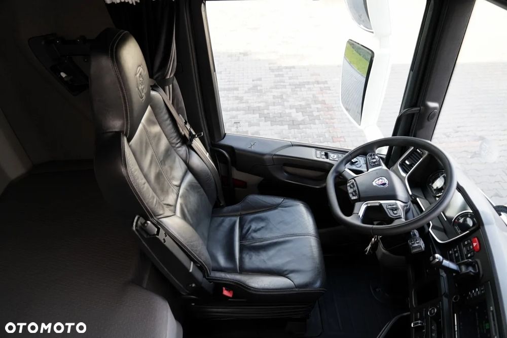 Scania S 500 / RETARDER / KLIMA POSTOJOWA / CAŁA NA PODUSZKACH  / SKÓRY - 28