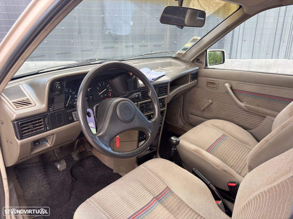 Opel Kadett 1.4 Beauty - 4