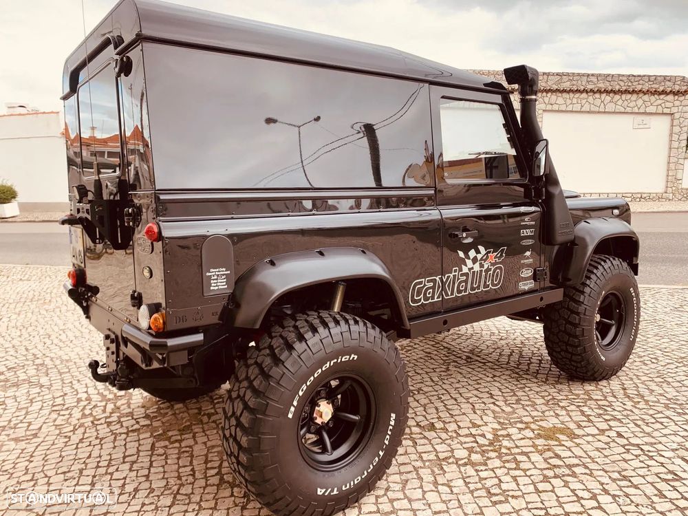 Land Rover Defender 90 2.5 Td5 E - 3