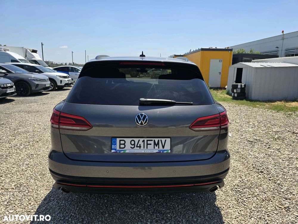 Volkswagen Touareg - 5