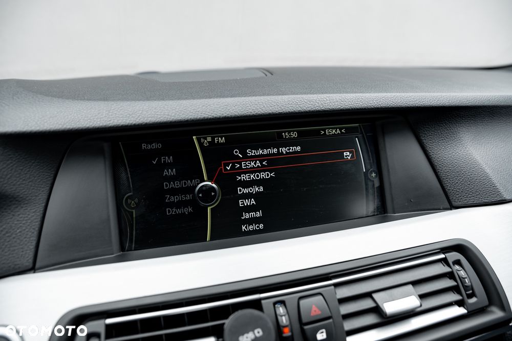 BMW Seria 5 535d xDrive Sport-Aut - 34