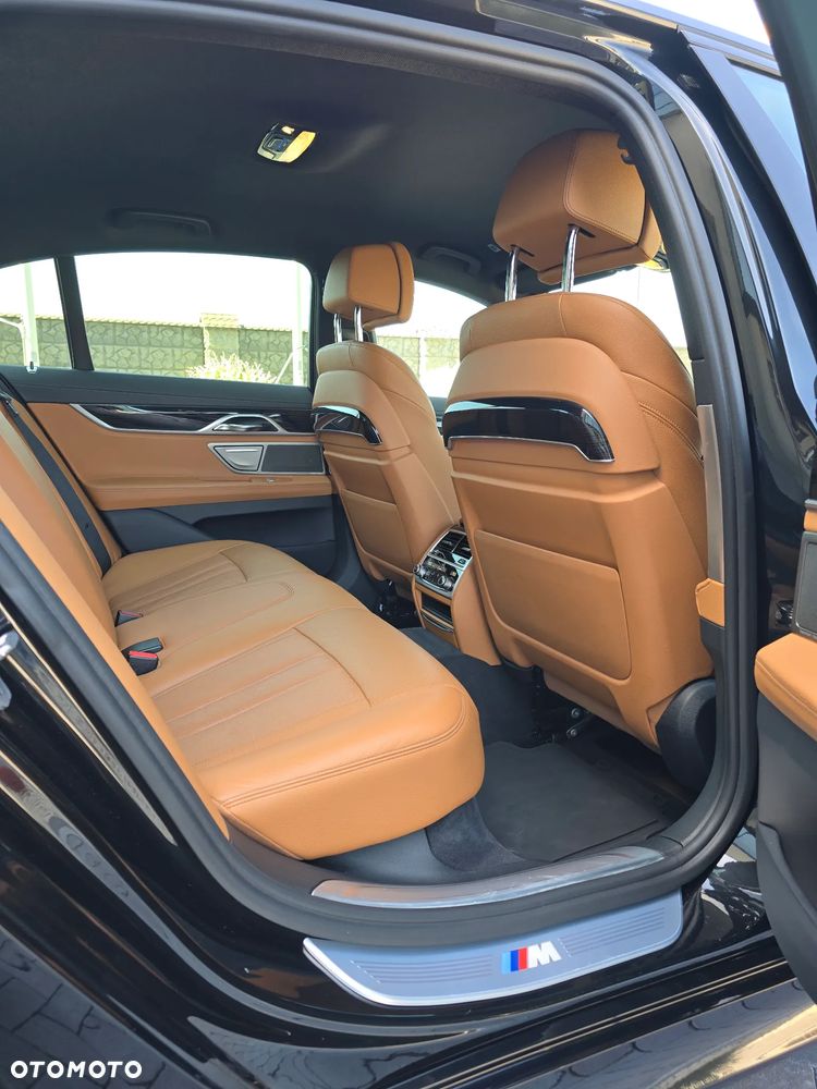 BMW Seria 7 730d xDrive - 35