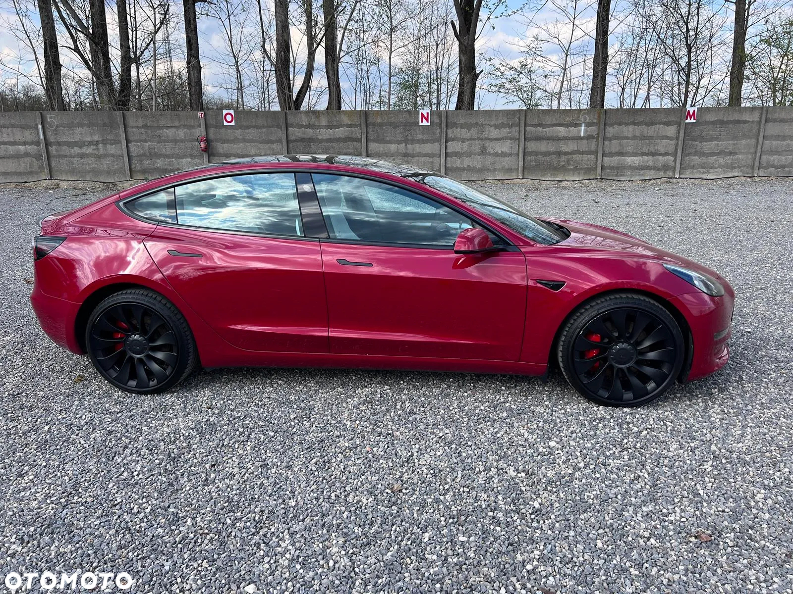 Tesla Model 3 Performance AWD - 4