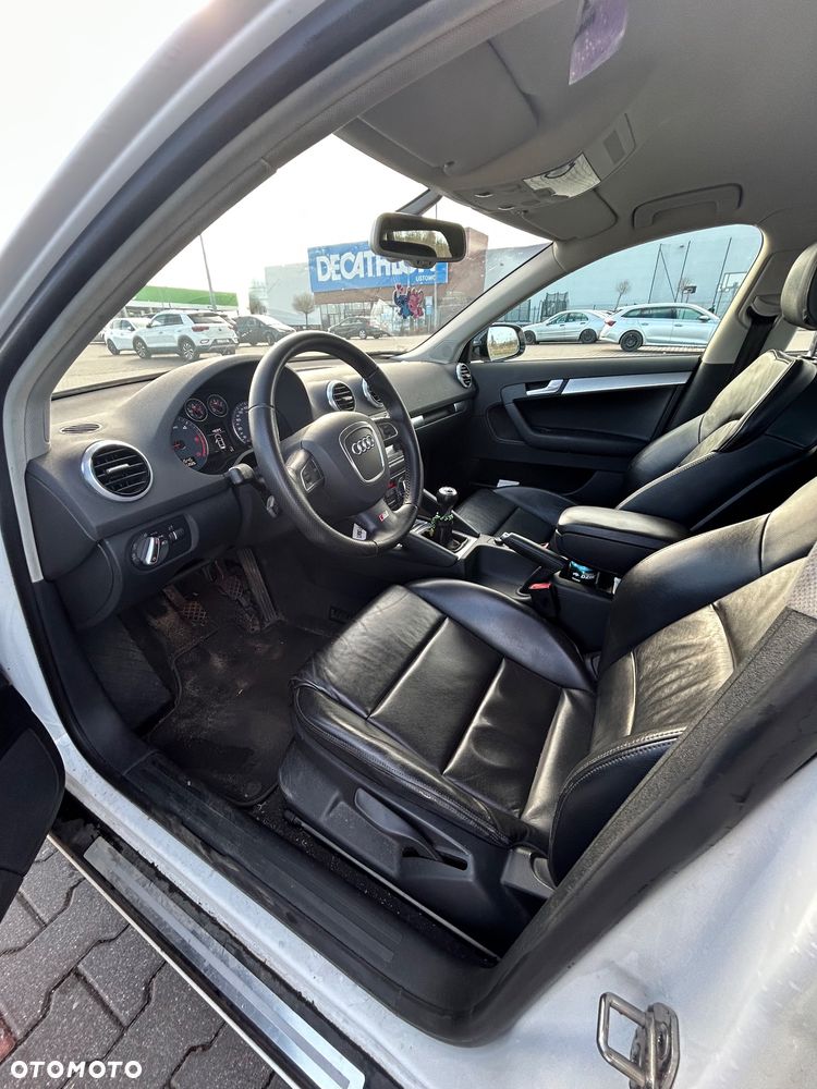 Audi A3 Sportback 2.0 TDI DPF Attraction - 10