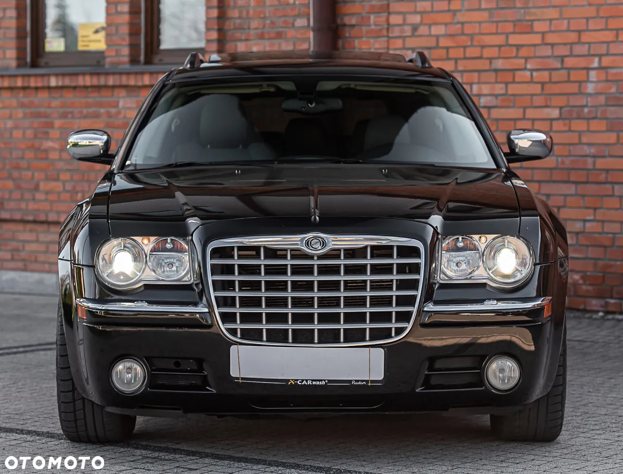 Chrysler 300C 5.7 V8 Hemi AWD - 5