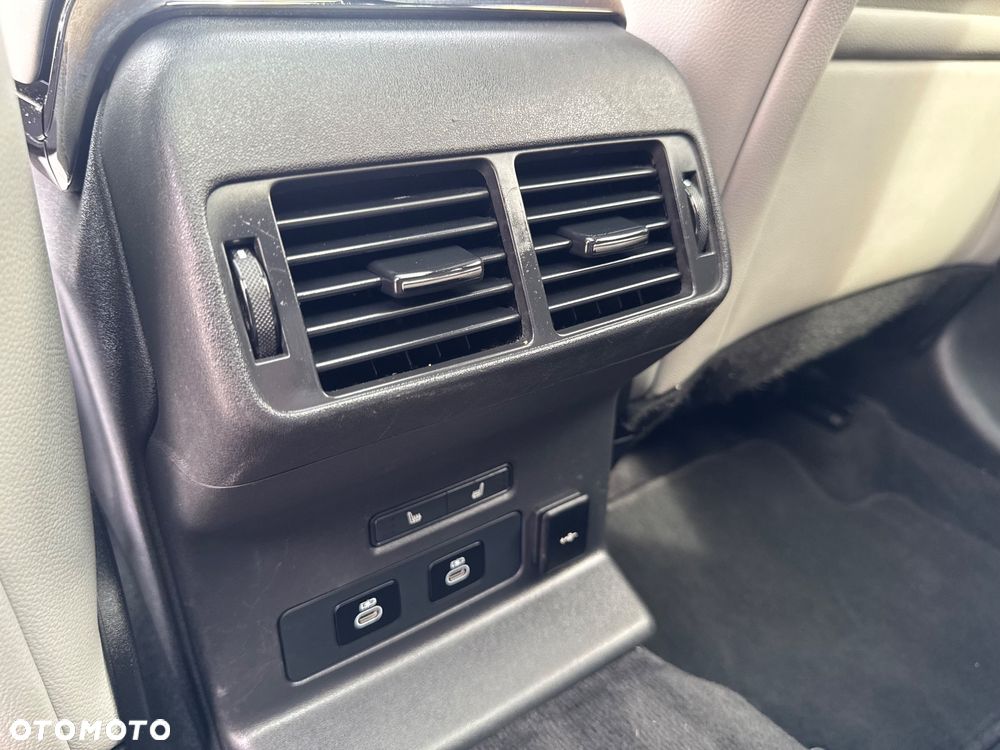 Land Rover Range Rover Velar 2.0 P250 Limited Edition - 28