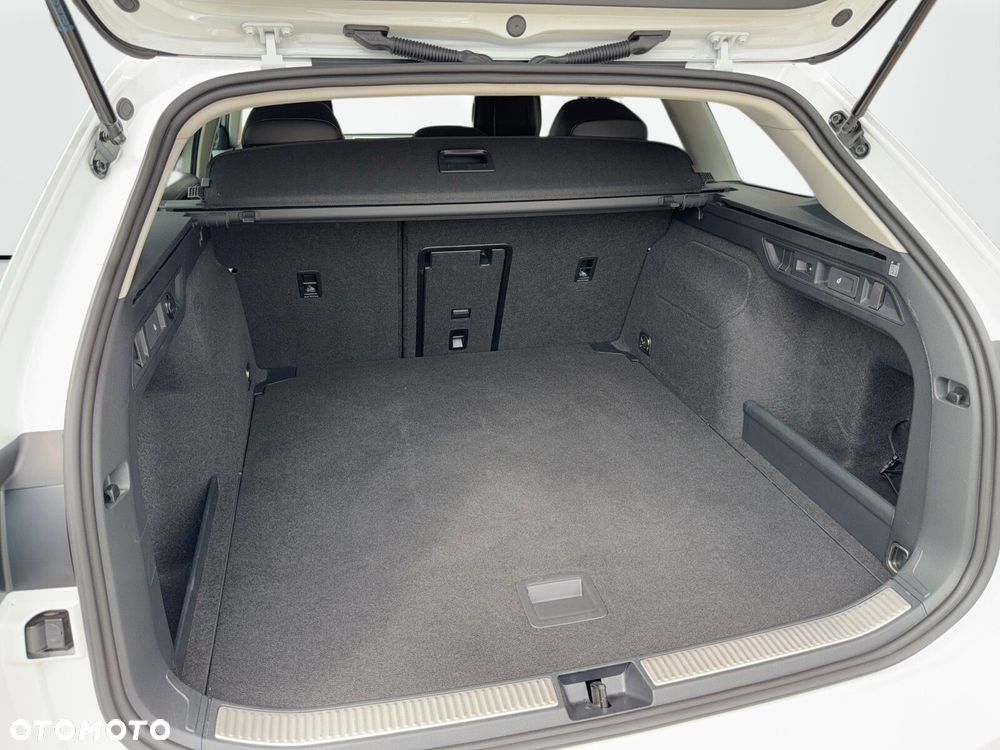 Volkswagen Passat - 35
