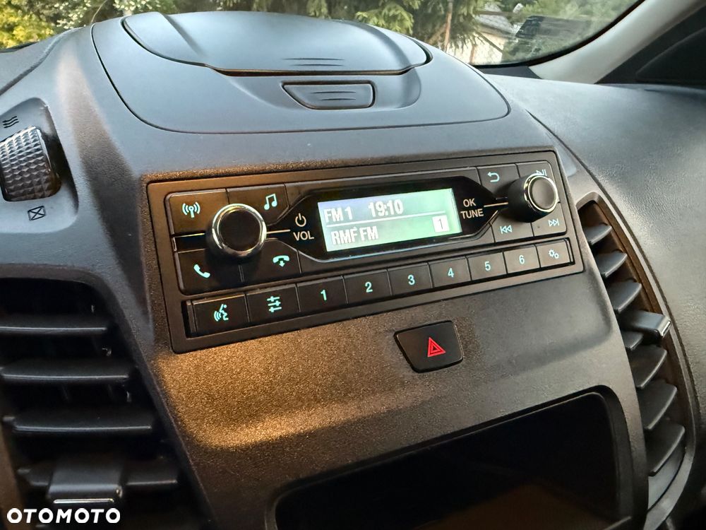 Ford Transit connect - 13