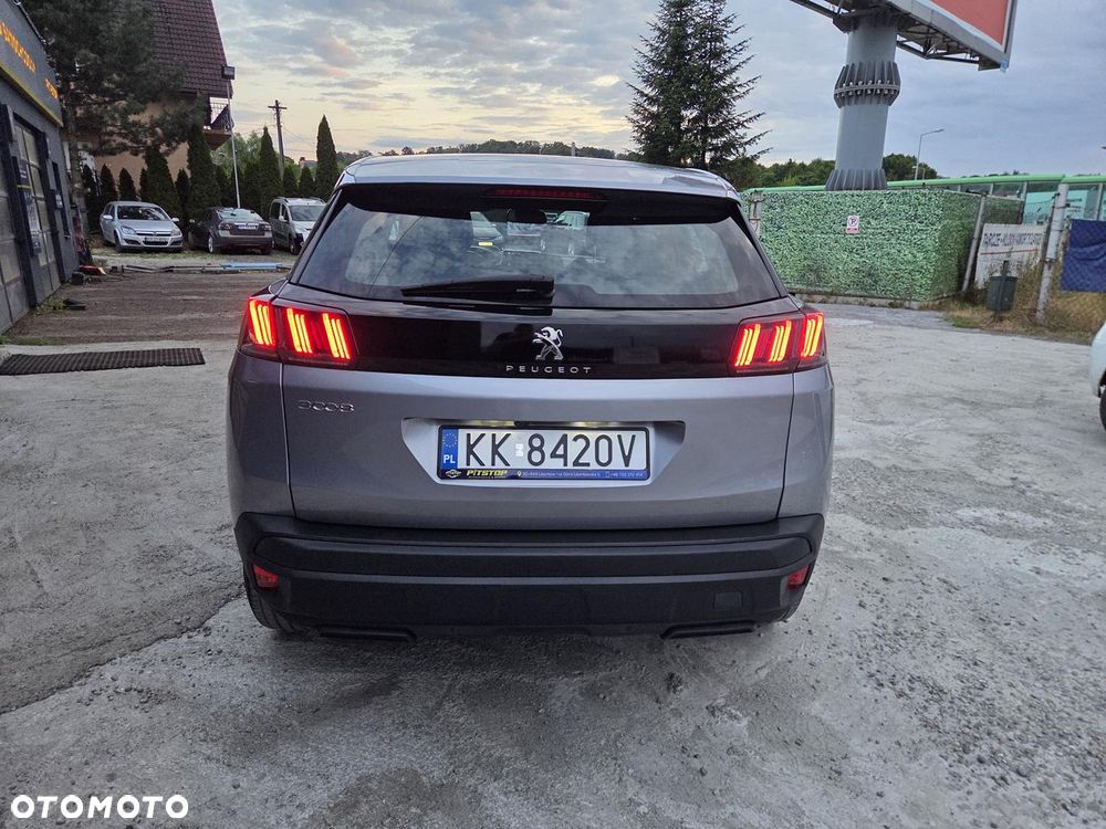 Peugeot 3008 1.2 PureTech GPF Allure S&S EAT8 - 11