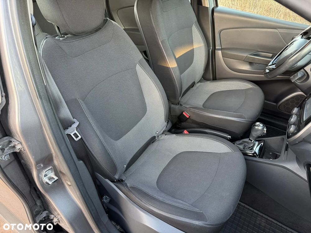 Renault Captur - 28