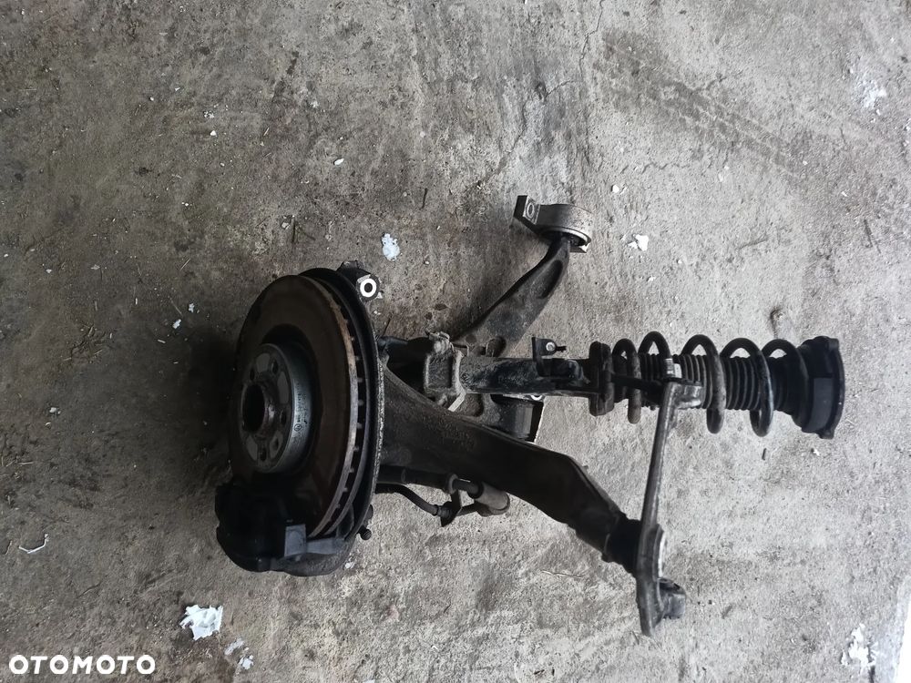 Volvo S90 II V90 II Zwrotnica Wahacz Amortyzator Prawy 31882228 - 1