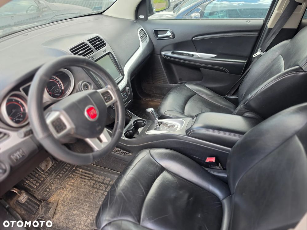 Fiat Freemont 2.0 Multijet Black Code AWD - 6