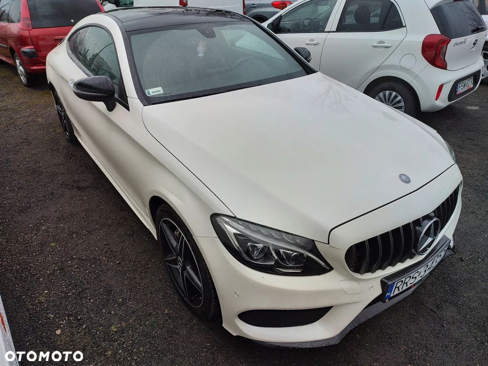 Mercedes-Benz Klasa C 200 4-Matic 9G-Tronic - 23