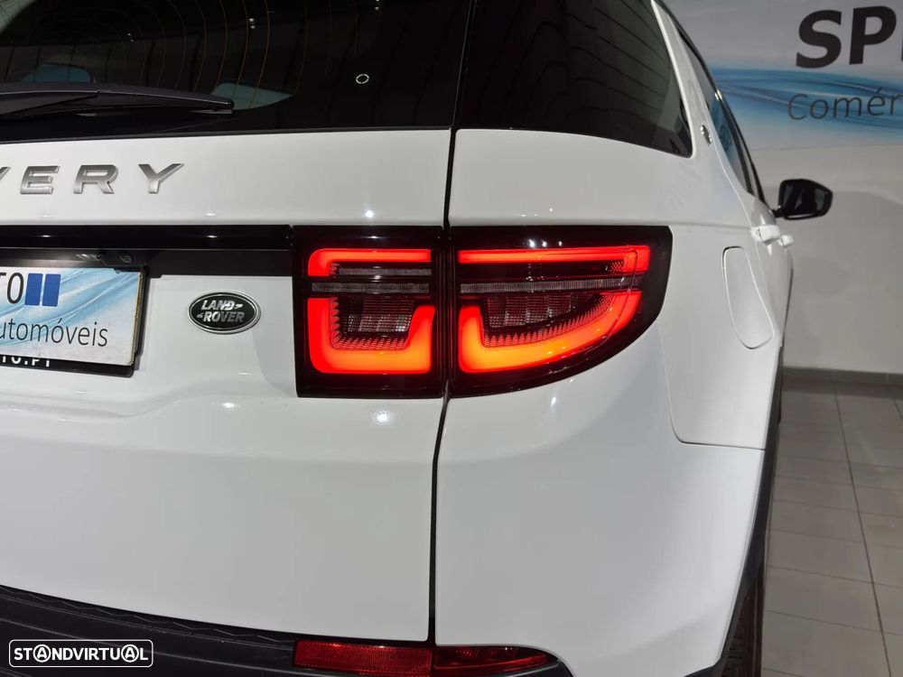 Land Rover Discovery Sport 1.5 I3 P300e AWD R-Dynamic SE - 28