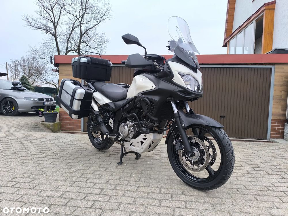 Suzuki V-STROM - 1