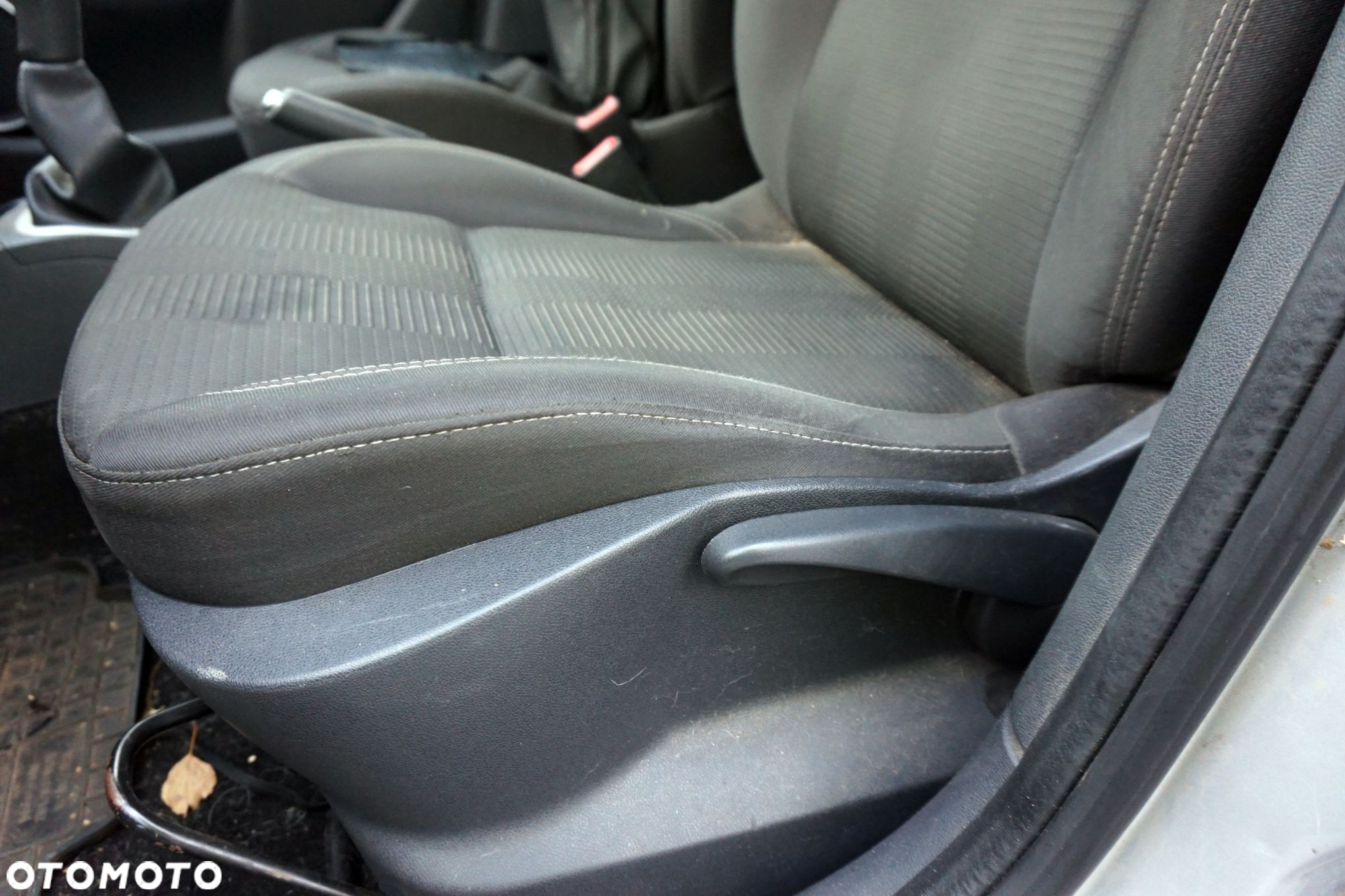 FOTEL PRZEDNI LEWY CLIO III PH2 LIFT 5D HB  RENAULT 2009-2012 - 4