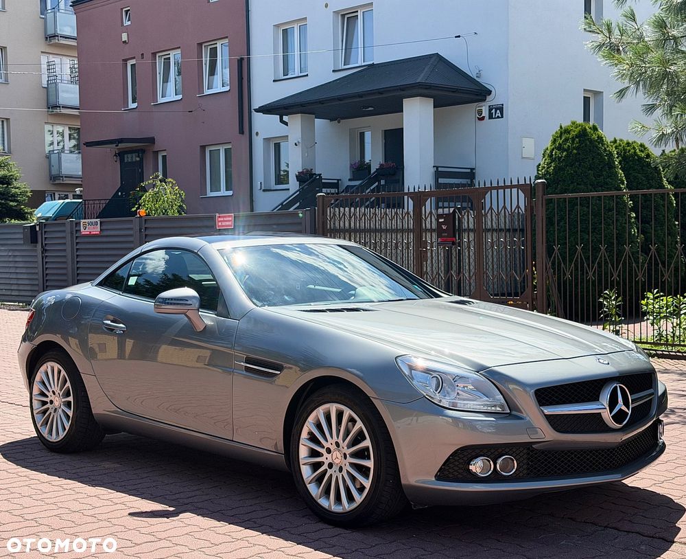 Mercedes-Benz SLK 200 (BlueEFFICIENCY) 7G-TRONIC - 5