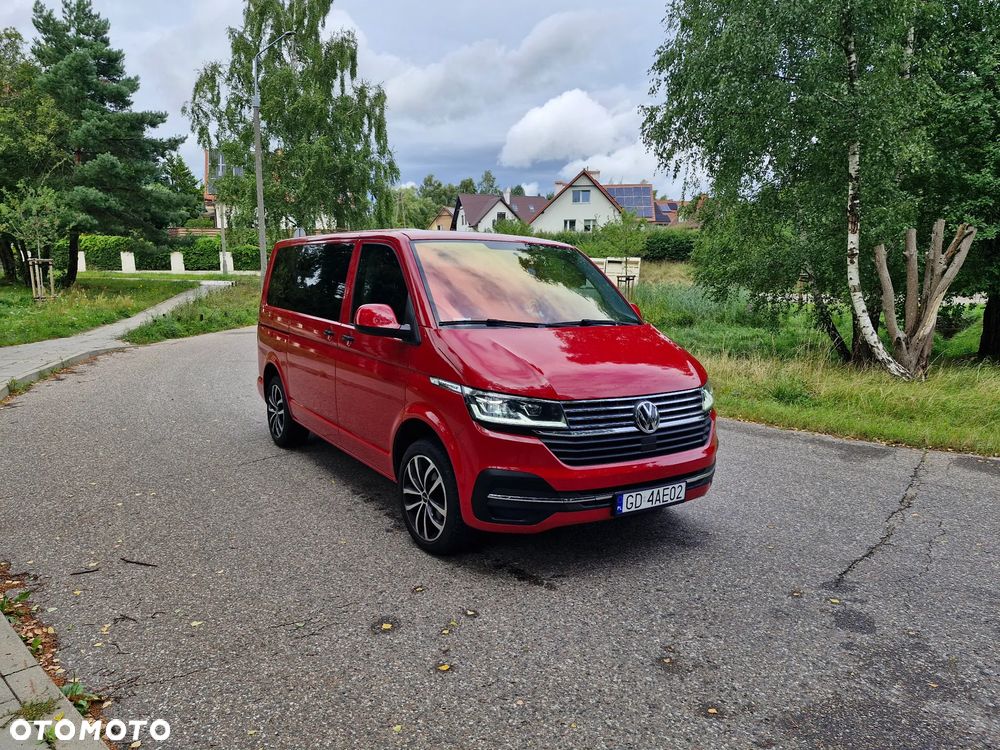 Volkswagen Caravelle - 1