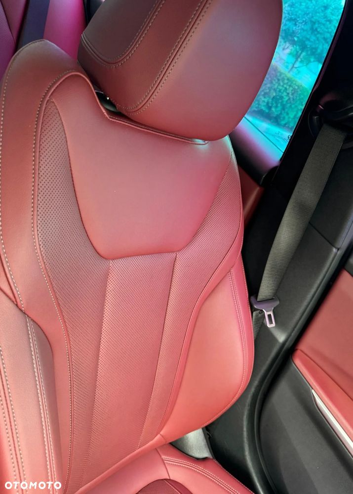 BMW Seria 3 - 17