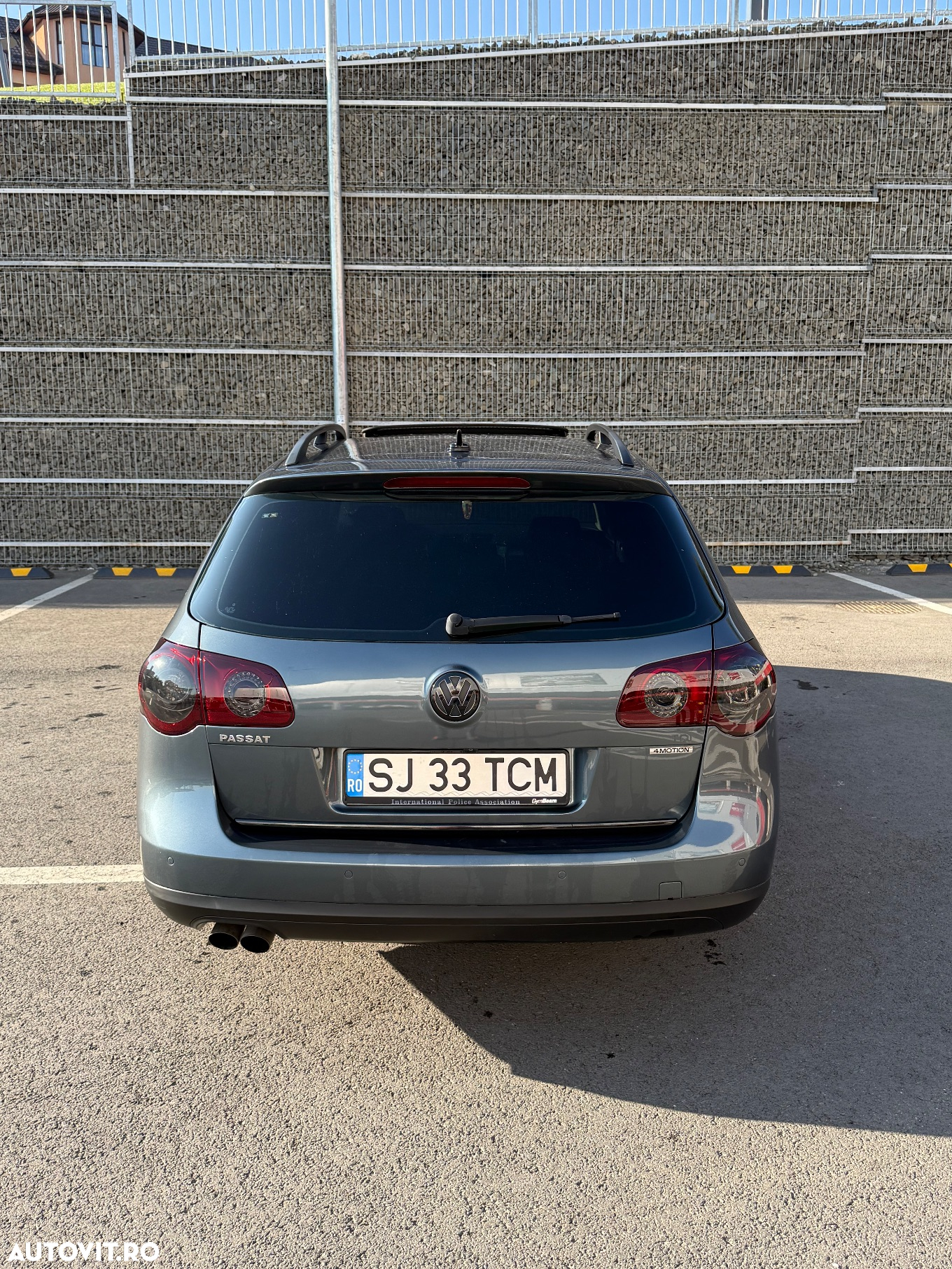 Volkswagen Passat Variant 2.0 TDI 4Motion Sportline - 4