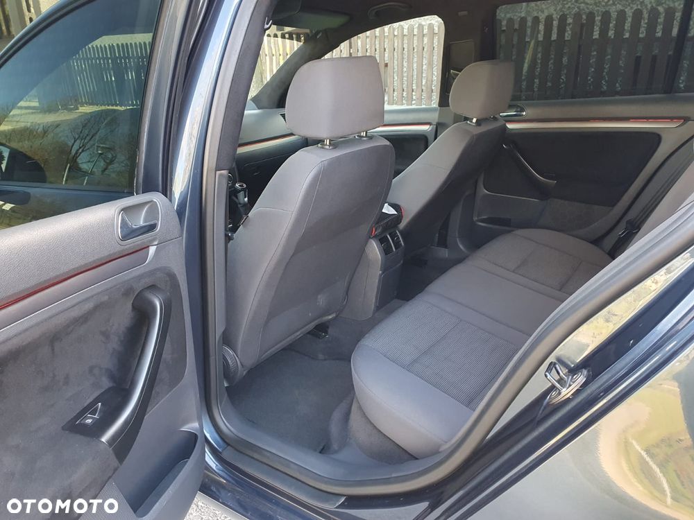 Volkswagen Golf 1.9 TDI GT Sport - 14
