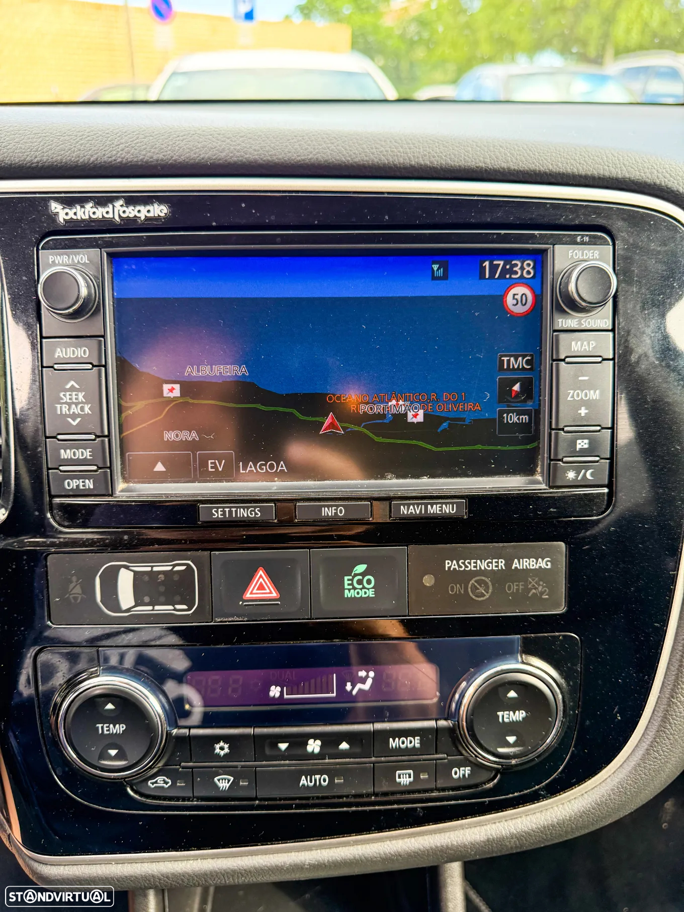 Mitsubishi Outlander - 13