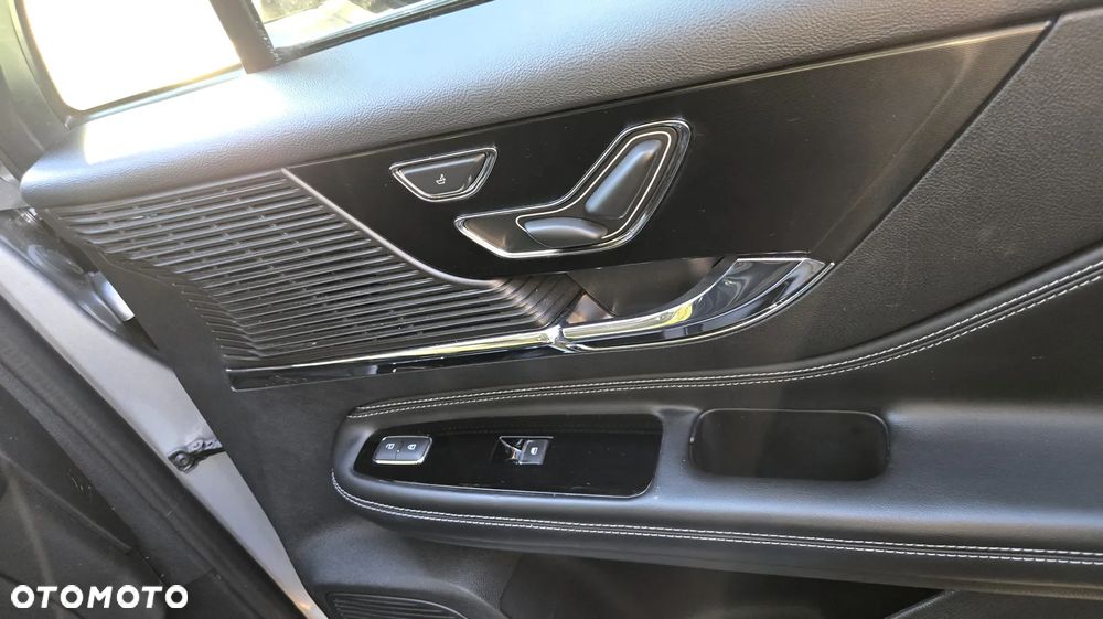 Lincoln Corsair - 17