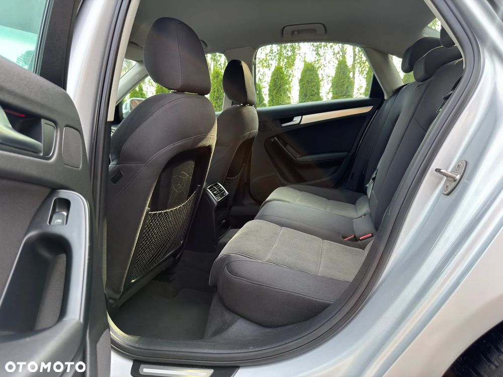 Audi A4 Limousine 2.0 TFSI Attraction - 32
