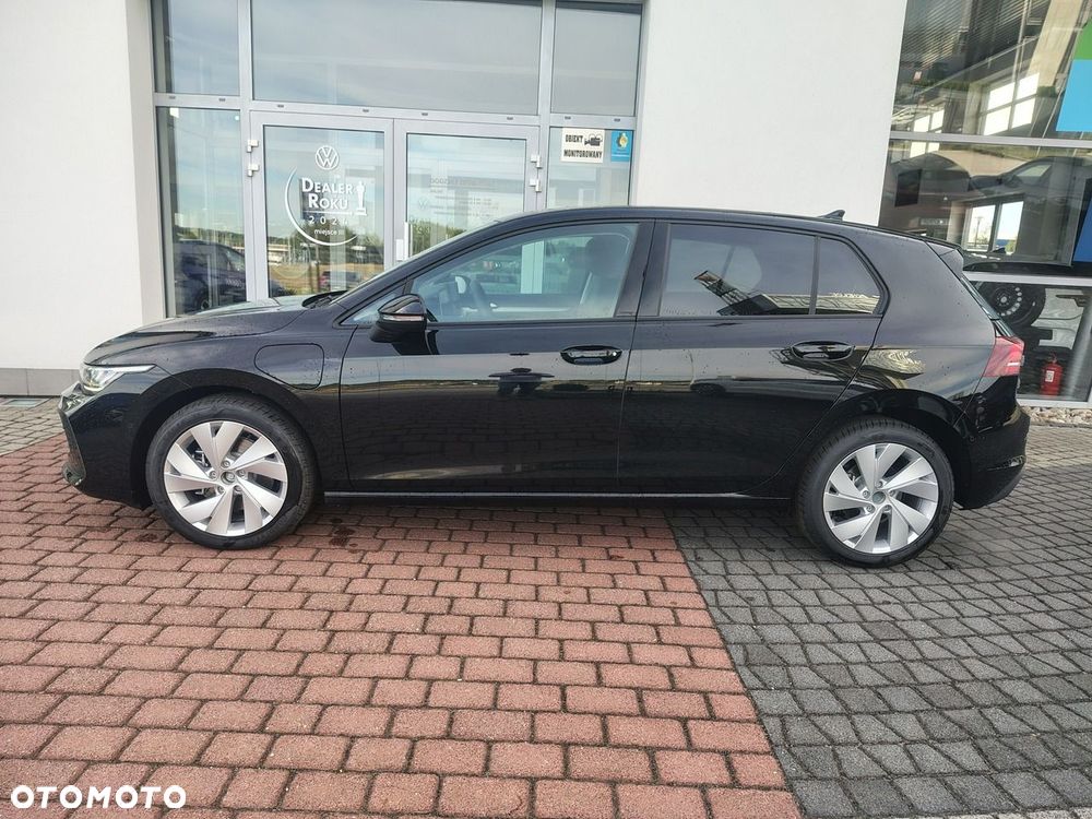 Volkswagen Golf - 5