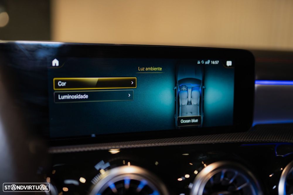 Mercedes-Benz CLA 250 e 8G-DCT AMG Line - 48