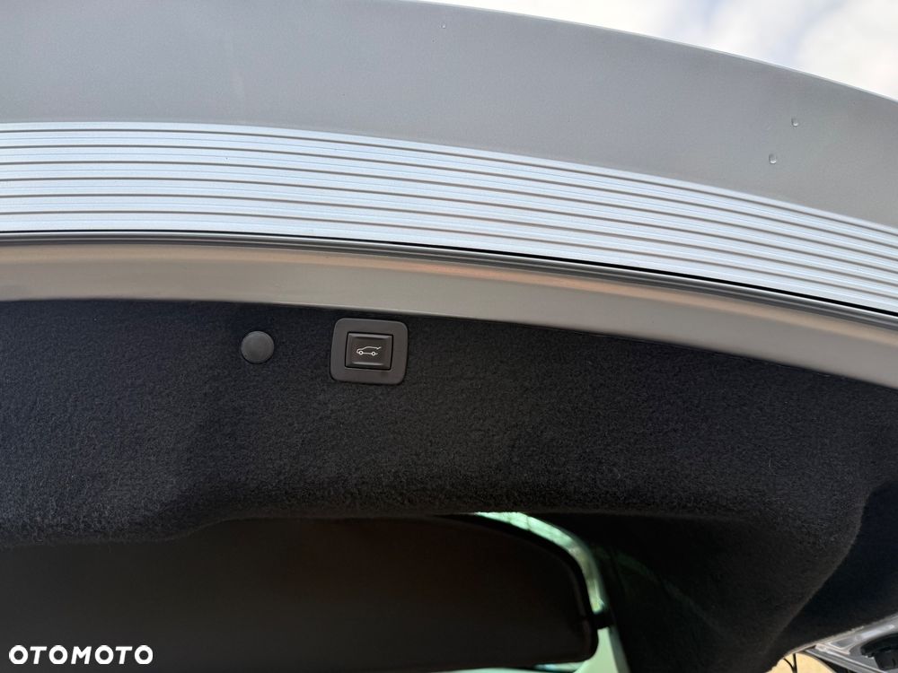 Opel Insignia 2.0 CDTI automatik Business Edition - 23