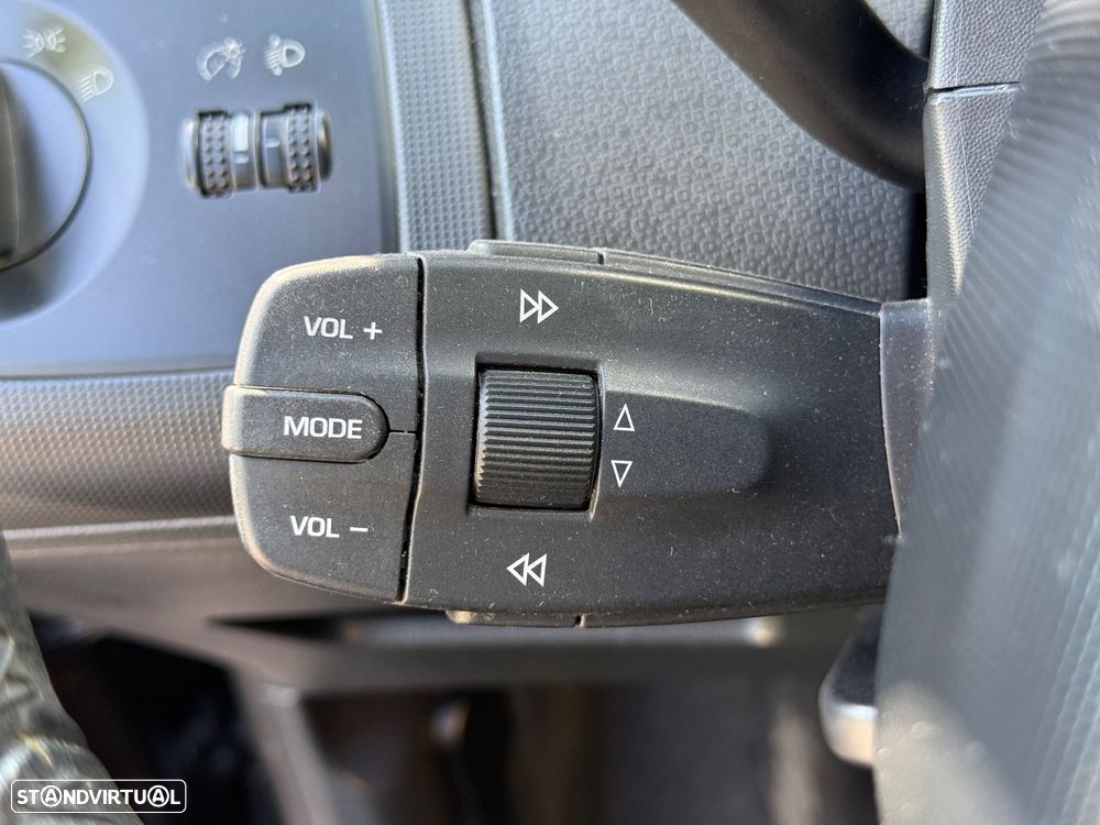 SEAT Ibiza 1.9 TDI Sport DPF - 15