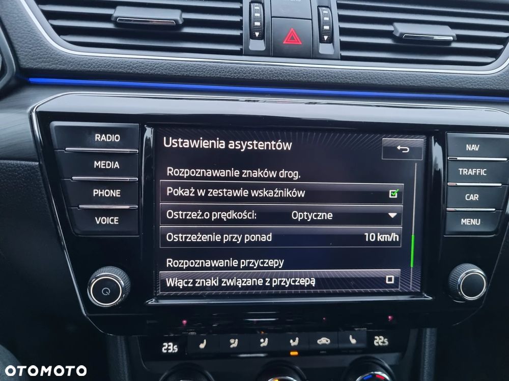 Skoda Superb 2.0 TDI DSG Style - 25