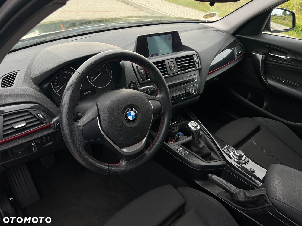 BMW Seria 1 114i Sport Line - 23