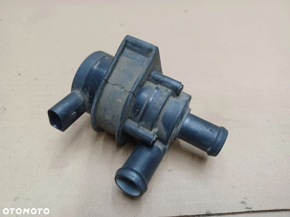 POMPKA WODY VW AUDI 1.2 1.4 TSI 1K0965561L - 1