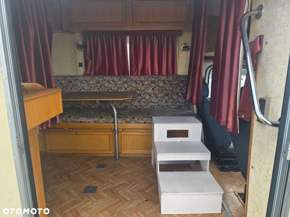Ford Transit - 19