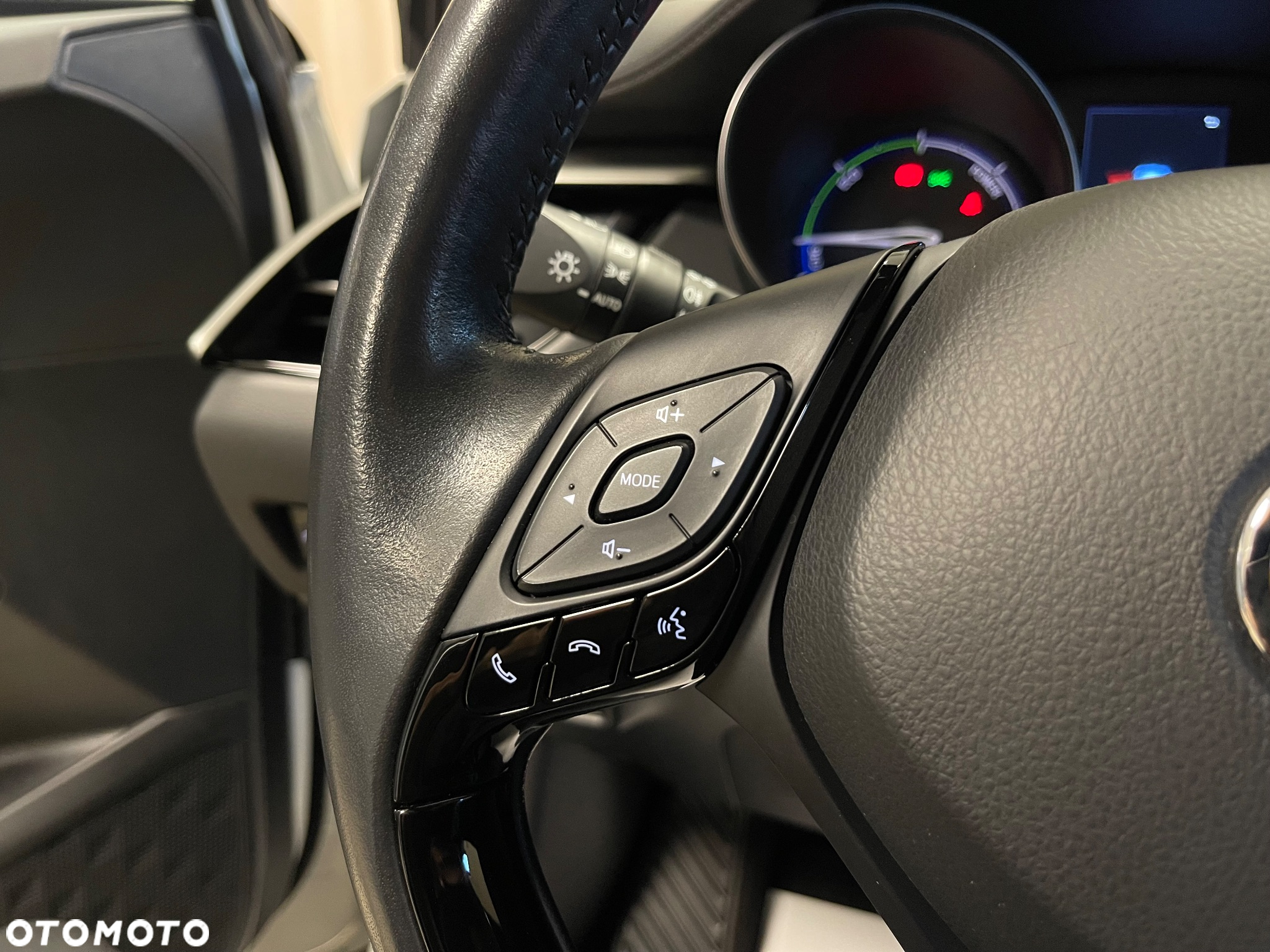 Toyota C-HR 1.8 Hybrid Style - 24