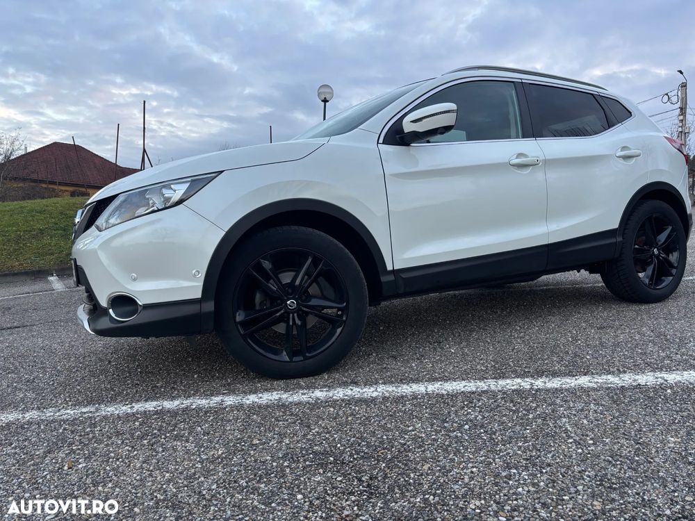 Nissan Qashqai 1.6 DCI TEKNA+ - 18