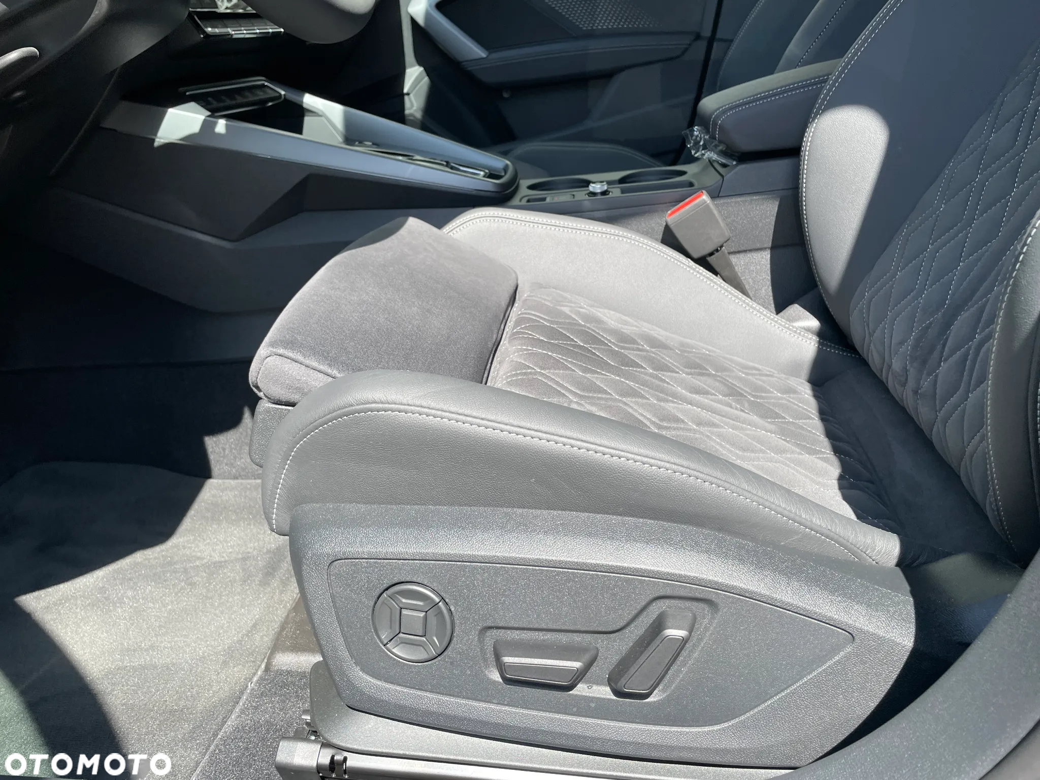 Audi A3 30 TFSI Limousine S tronic S line - 11