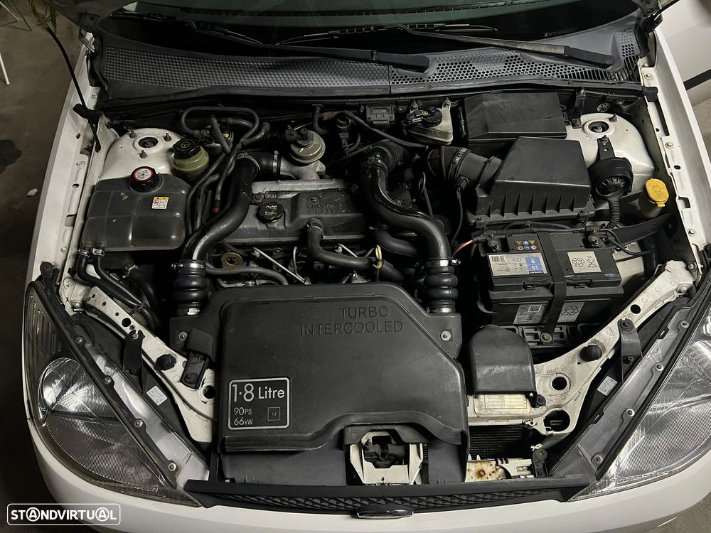 Ford Focus 1.8 TDdi Trend - 10