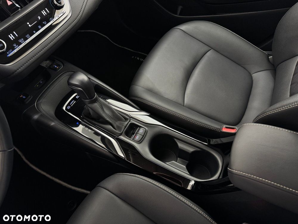 Toyota Corolla 1.8 Hybrid Executive - 27