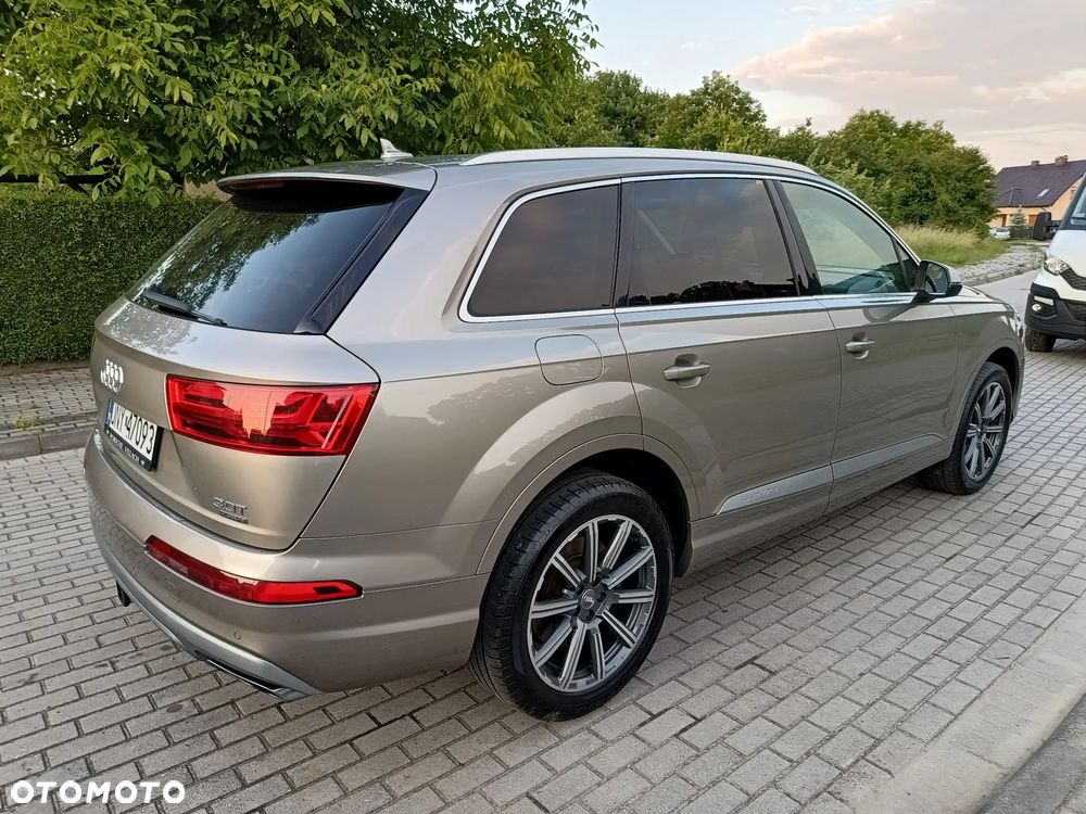 Audi Q7 3.0 TFSI Quattro Tiptronic - 11