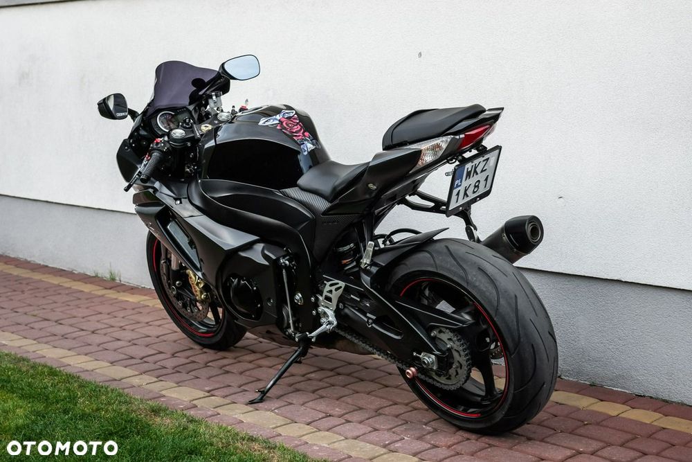 Suzuki GSX-R - 4
