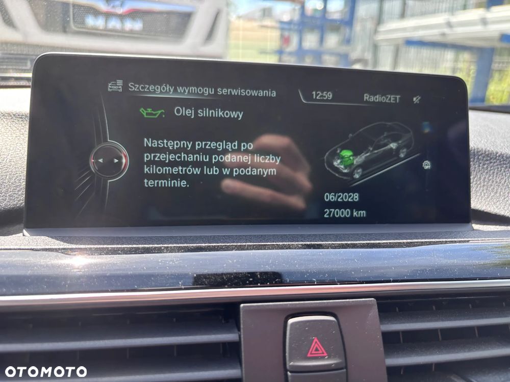 BMW Seria 3 318i Sport Line - 20